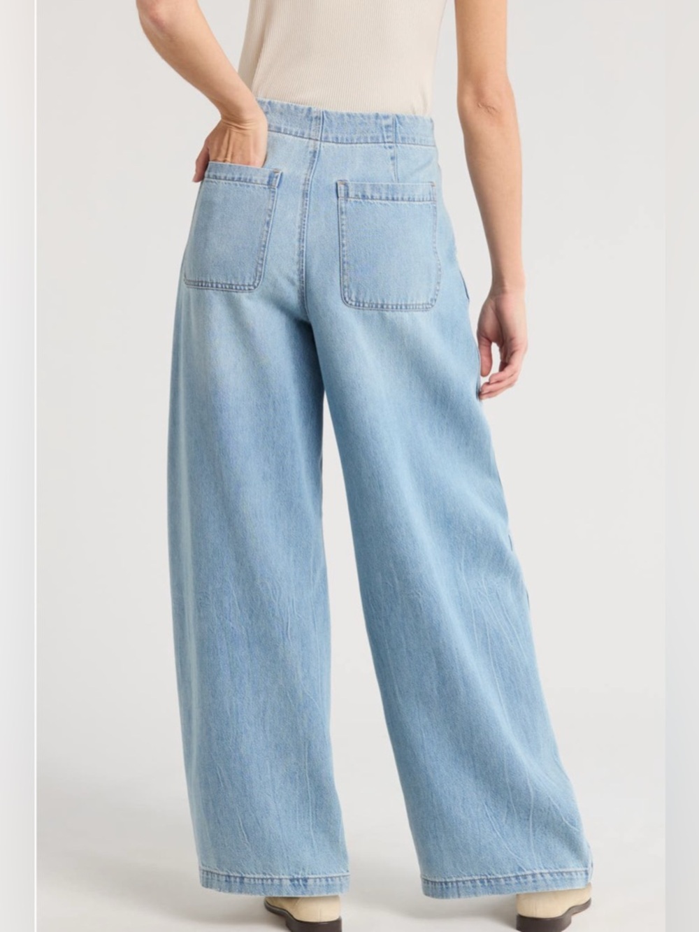 Pistola
Lottie High
Waist Wide Leg
Jeans 👖
Color: Qualifier
Size 31 - Picture 2 of 9